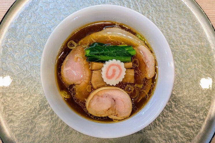  『中華そば 深緑』のラーメン「黒出汁」