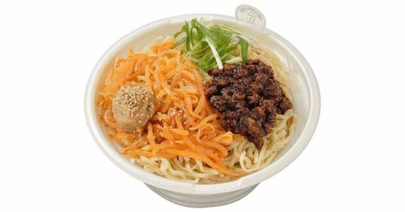 予約困難店・飯田商店の担々麺をセブンで　白ごま×味変の新提案